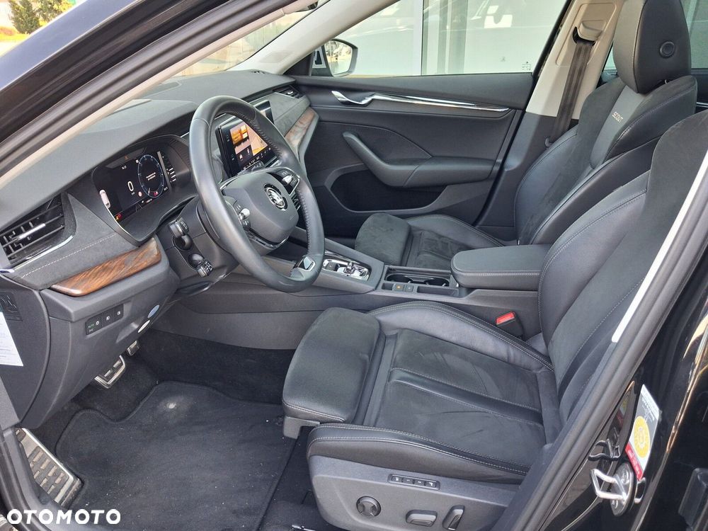 Skoda Octavia 2.0 TDI 4x4 Scout DSG - 27