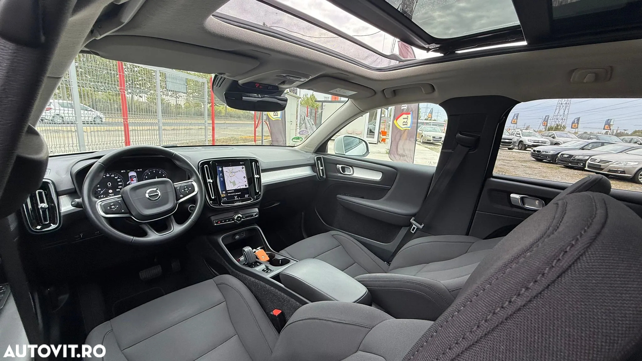 Volvo XC 40 T2 AT8 Momentum - 15