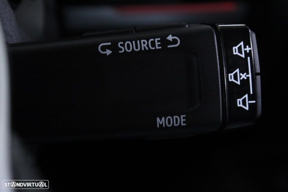 Renault Arkana 1.3 TCe R.S.Line EDC - 26