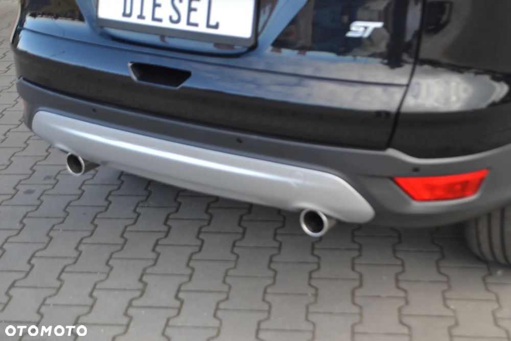 Ford Kuga - 12