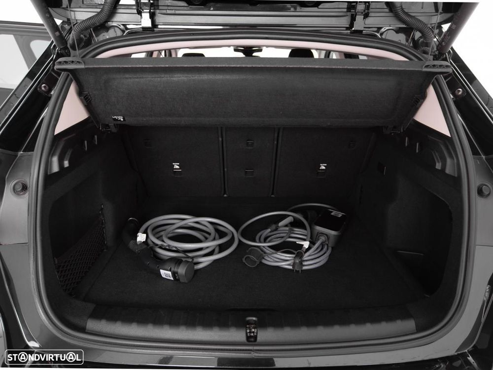 BMW iX1 eDrive20 - 13