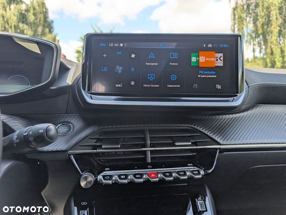 Peugeot 2008 PureTech mHEV GT E-DCS6 - 10