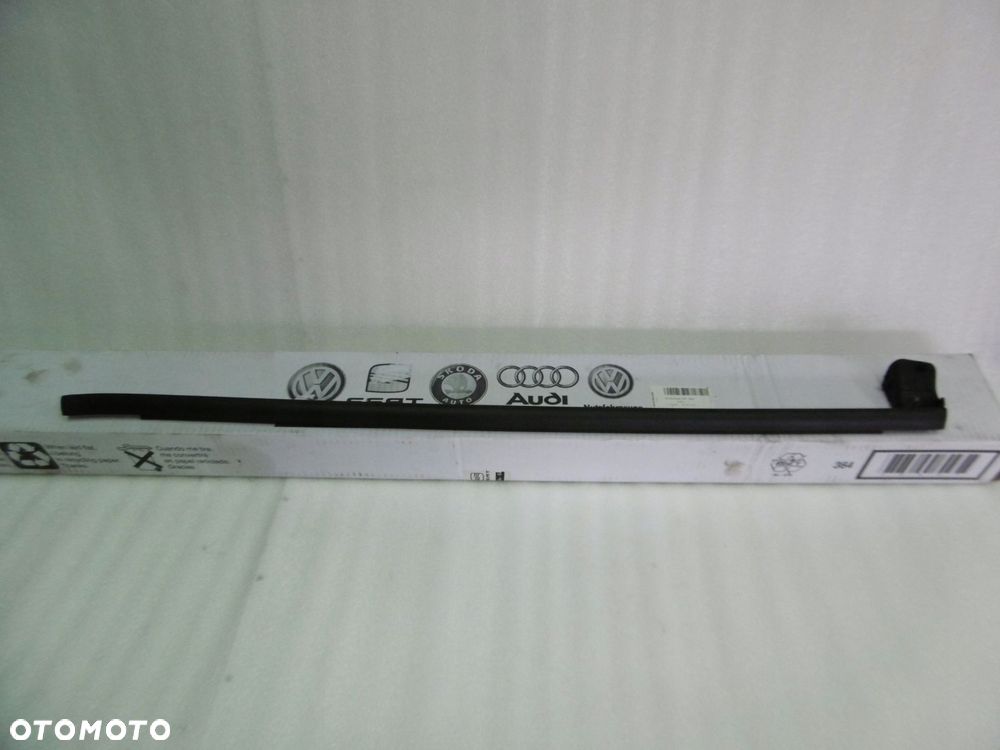 seat altea 5p0 - listwa na drzwi tylne lewe - 1