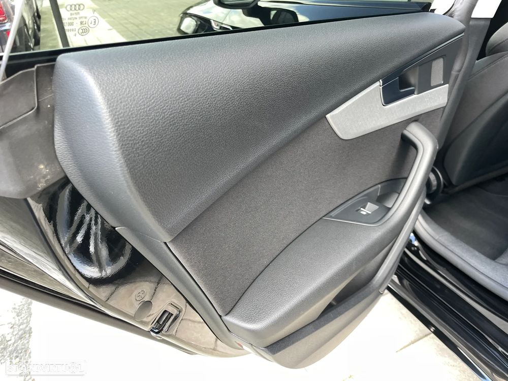 Audi A5 Sportback 40 TDI S line S tronic - 37