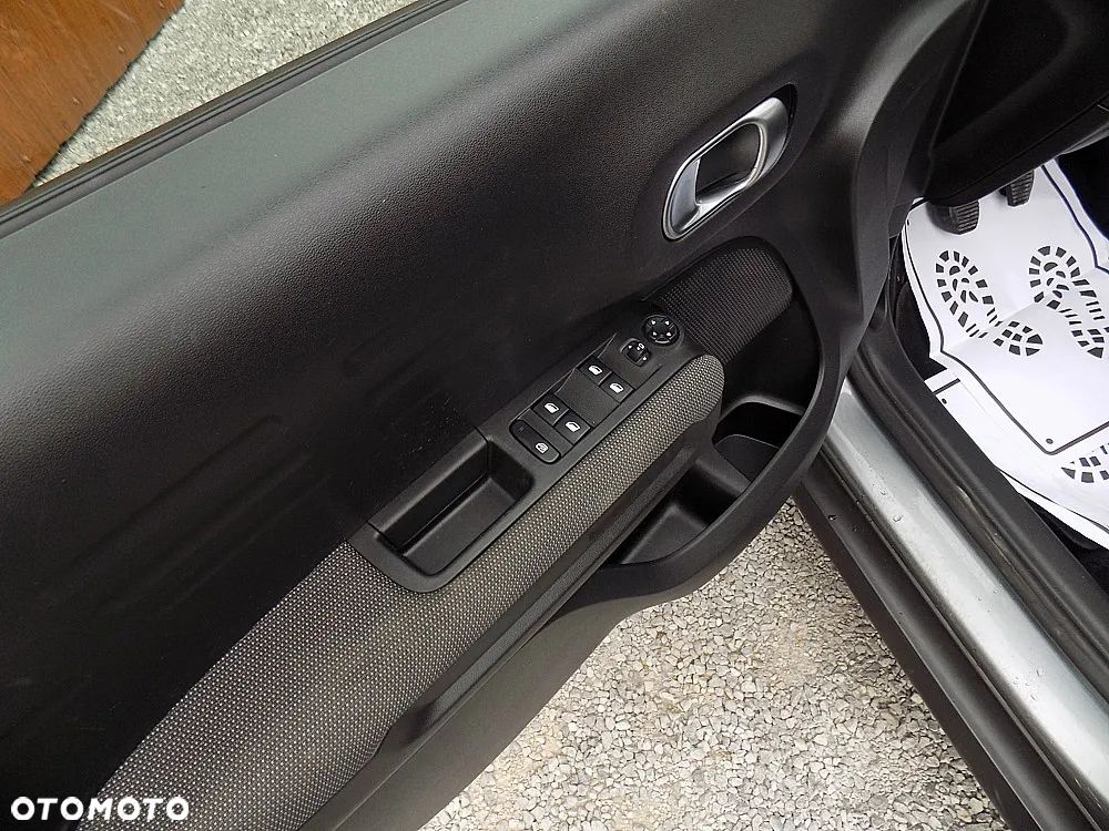 Citroën C3 Aircross 1.2 PureTech Live S&S - 9