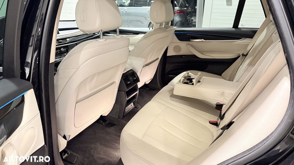BMW X5 xDrive30d - 29