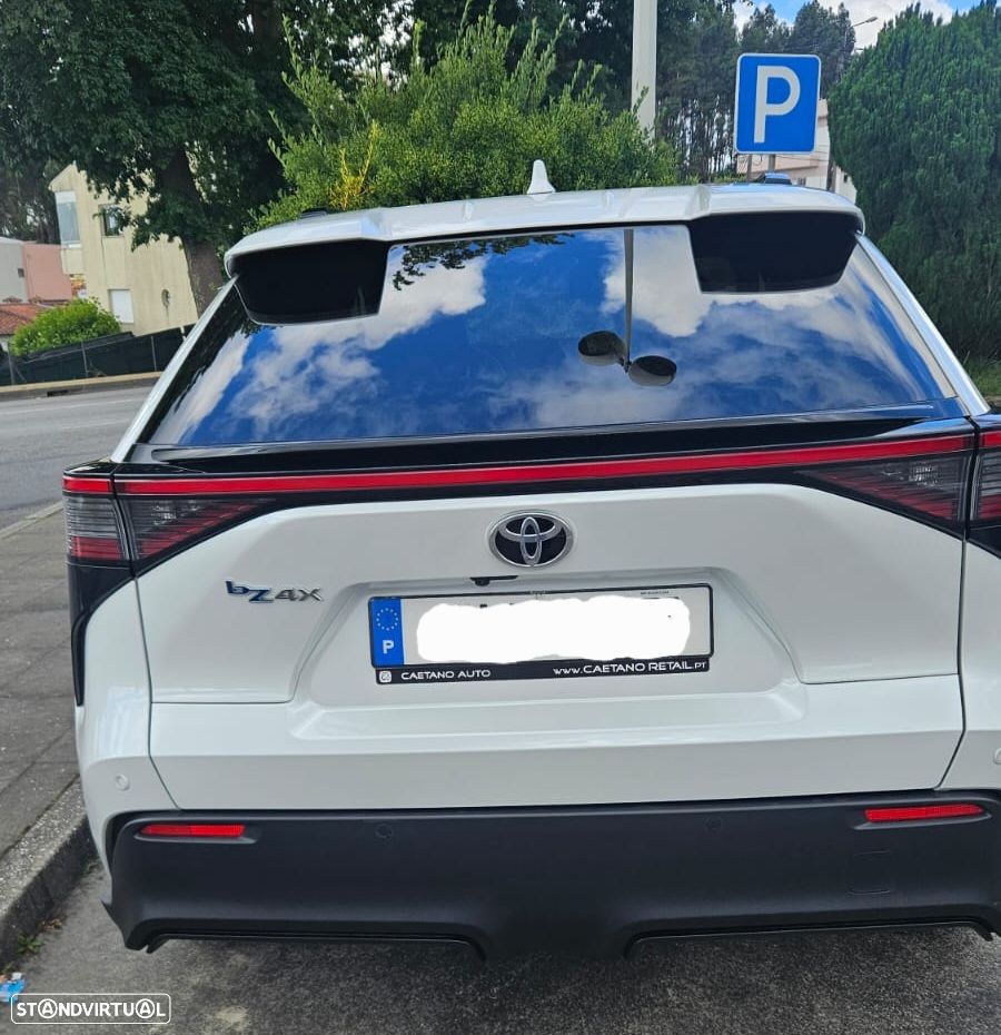 Toyota bZ4X 71,4 kWh Exclusive - 3