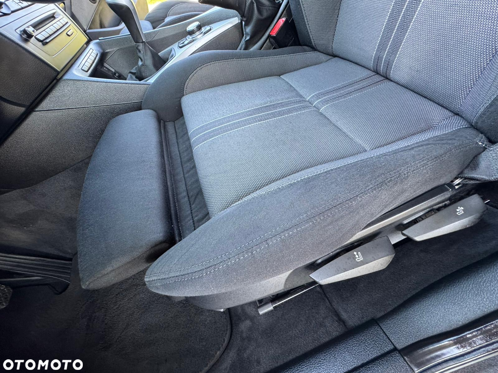BMW X1 xDrive20d - 28