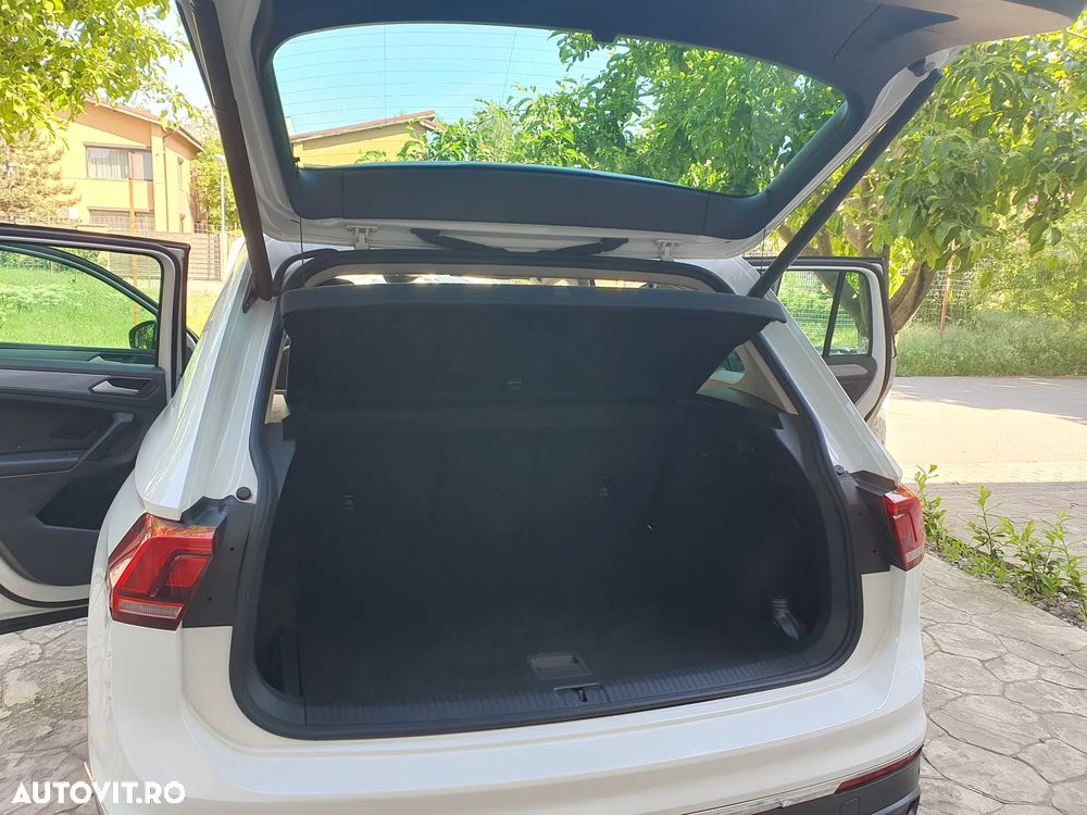 Volkswagen Tiguan - 19