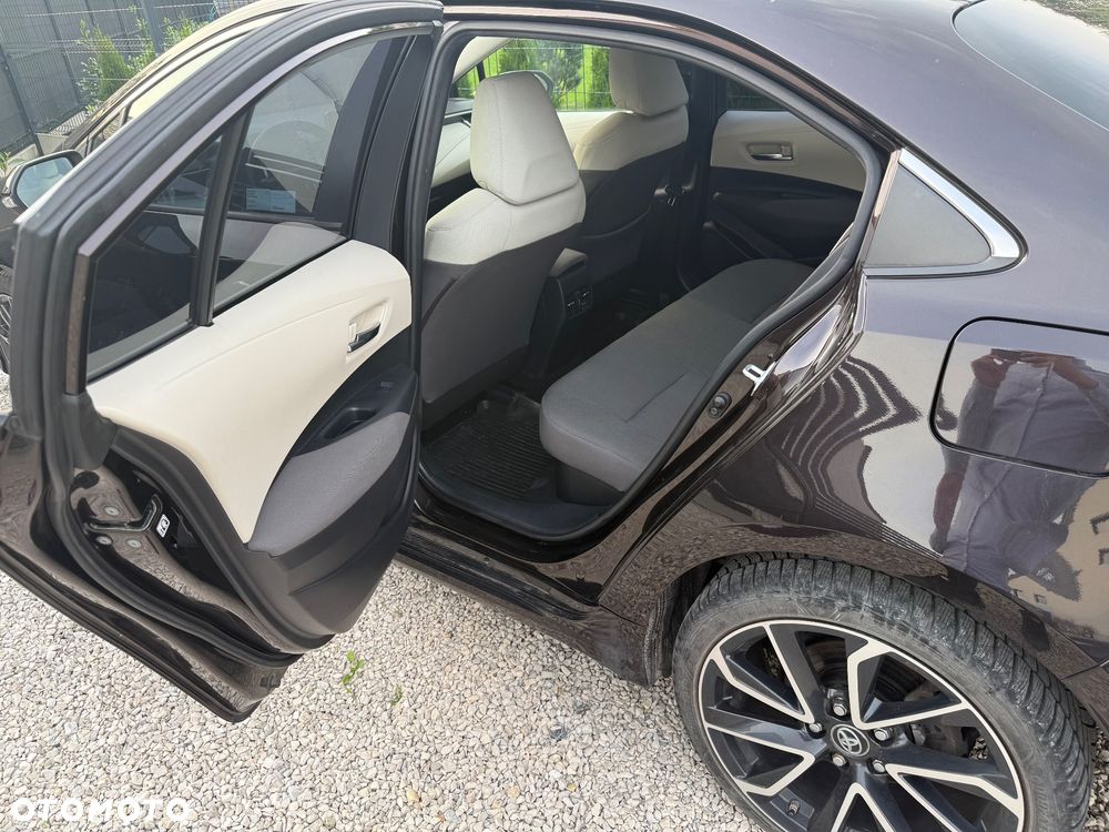 Toyota Corolla 1.8 Hybrid Comfort - 4