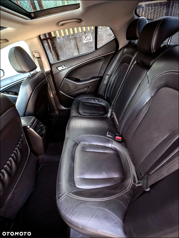 Kia Optima - 37