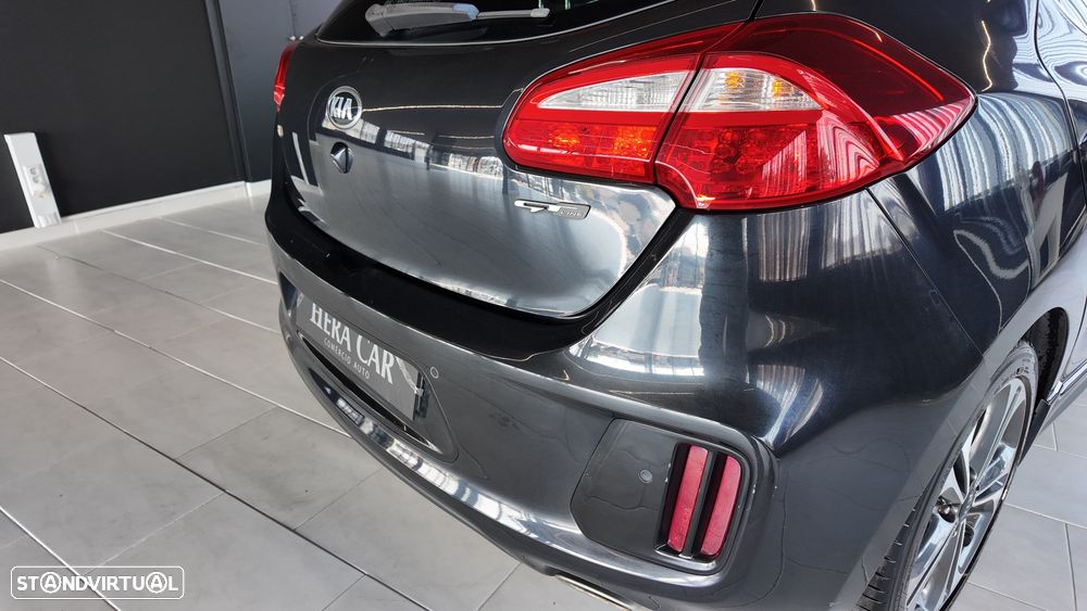 Kia Ceed 1.6 CRDi GT Line - 25