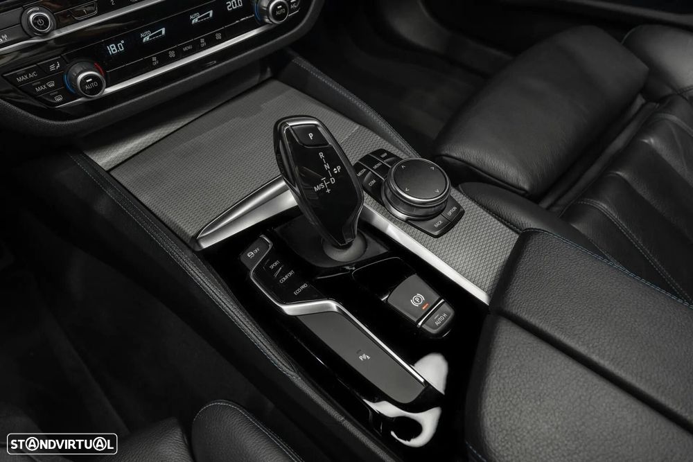 BMW 520 d Pack M Auto - 16