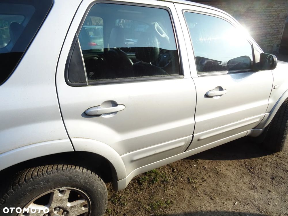 FORD MAVERICK BLOTNIK LEWY PRAWY ROZNE KOLORY MASKA KLAPA TYL  CZESCI ROZNE - 2