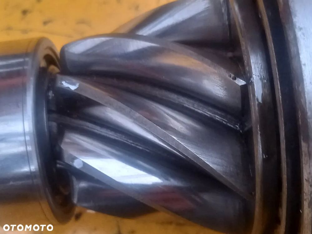 Atak 8x45 dyferencjał mostu tył tylnego New Holland 6640 - 7