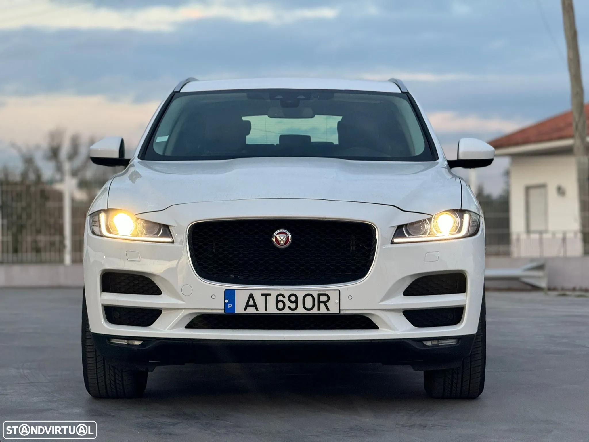 Jaguar F-Pace 20d Aut. Portfolio - 2