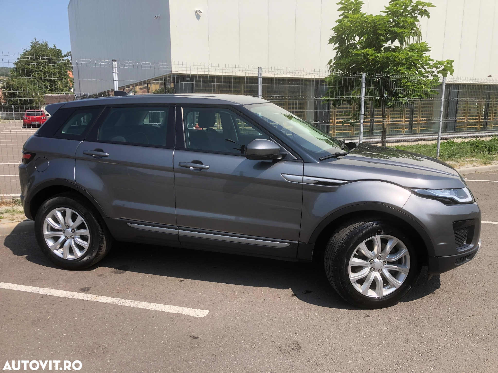 Land Rover Range Rover Evoque - 3