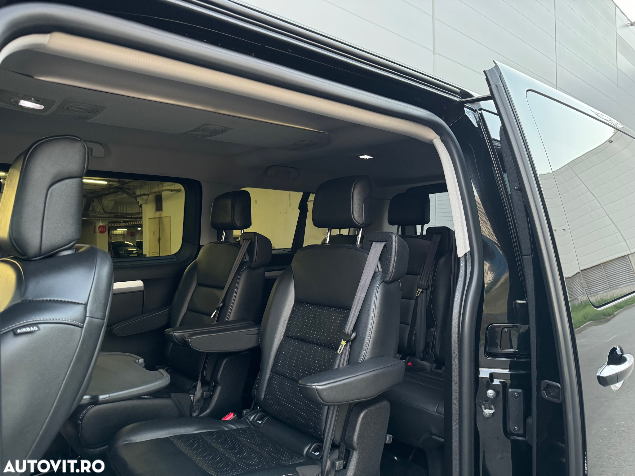 Peugeot Traveller L2 2.0 BlueHDi 180 S&S EAT8 Business VIP - 13