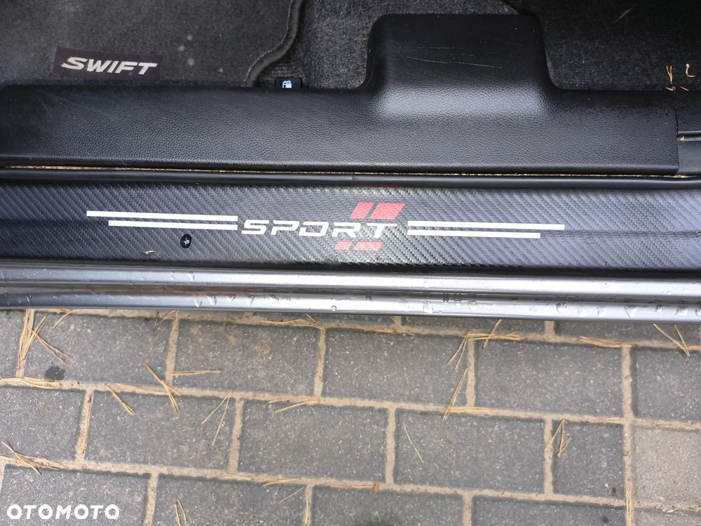 Suzuki Swift 1.2 Dualjet Comfort - 23