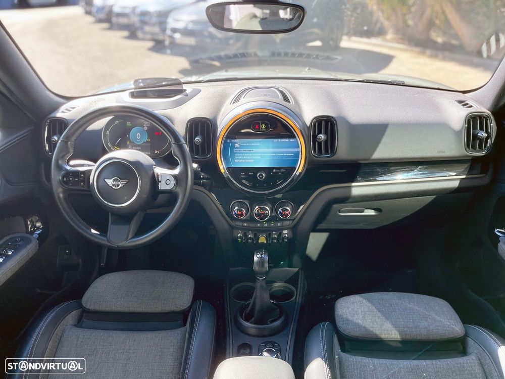 MINI Countryman Cooper SE ALL4 Auto - 30