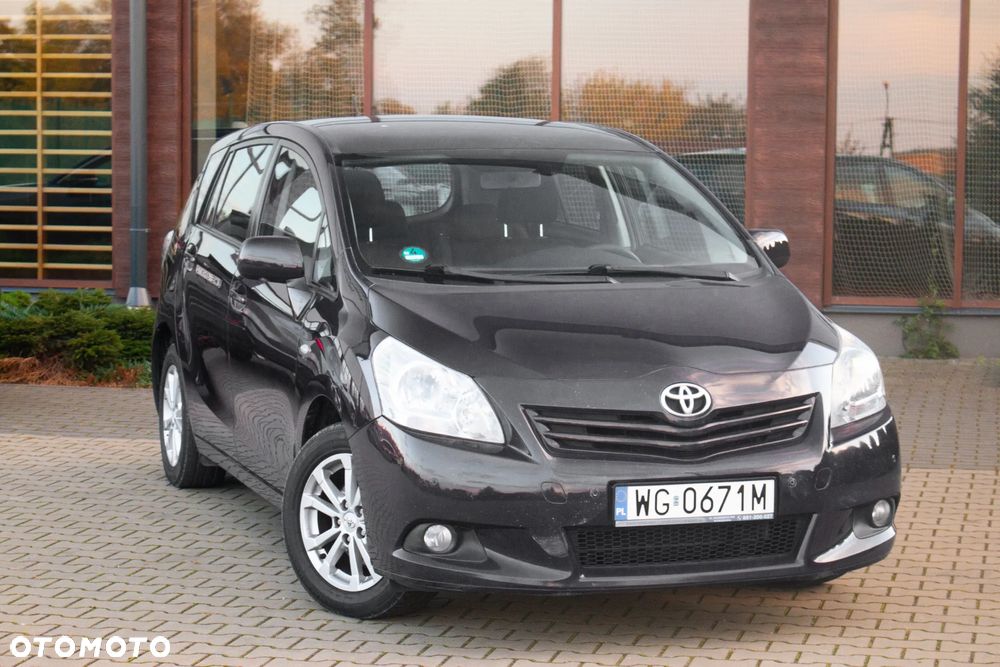 Toyota Verso 1.6 Sol EU5 - 4