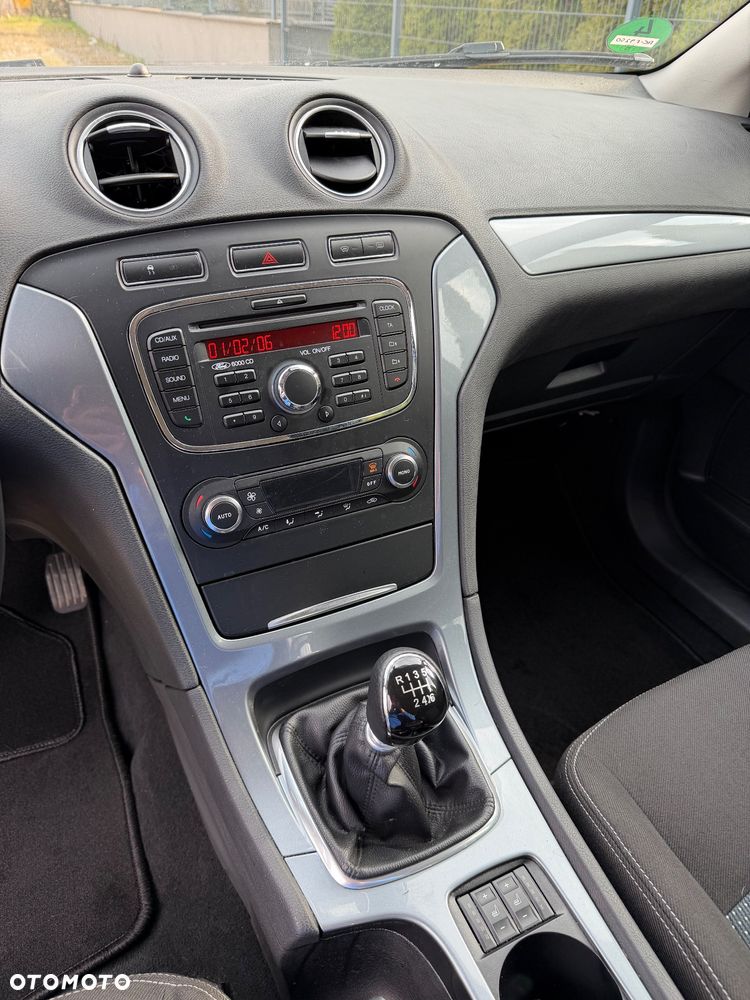 Ford Mondeo 2.0 TDCi Titanium - 16
