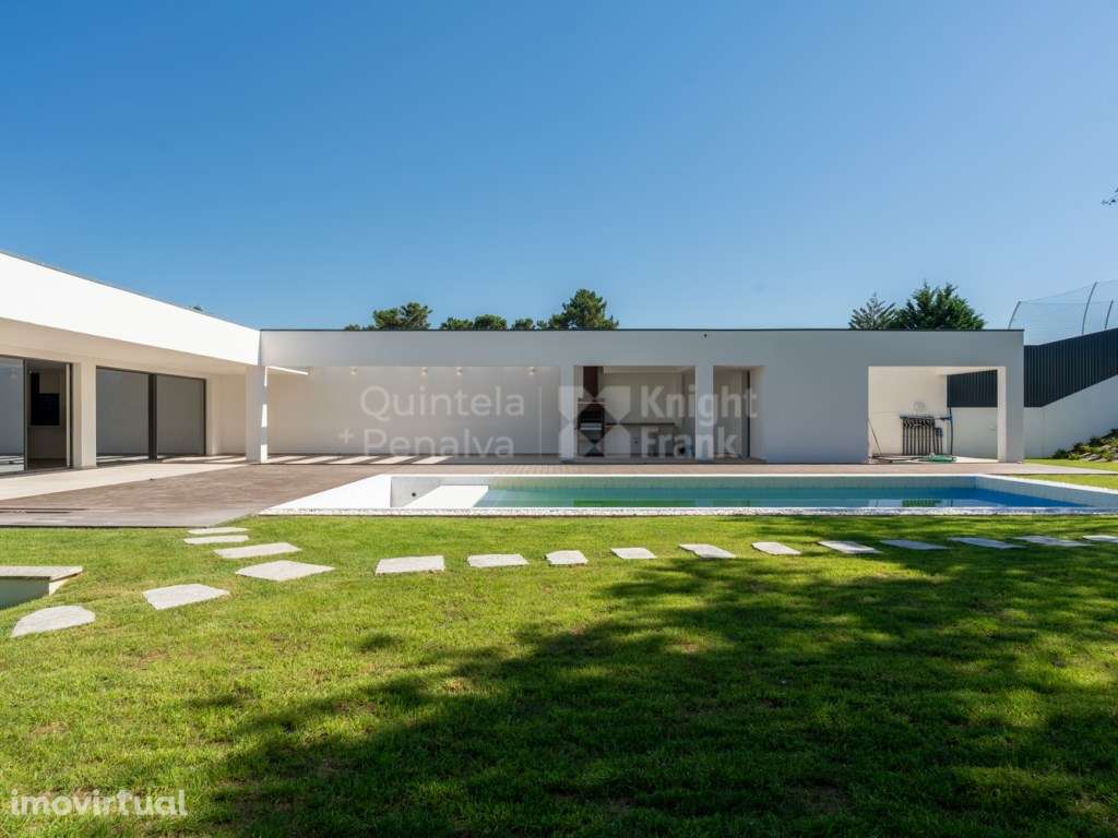 Moradia T7 com jardim e piscina na Verdizela - Grande imagem: 4/48