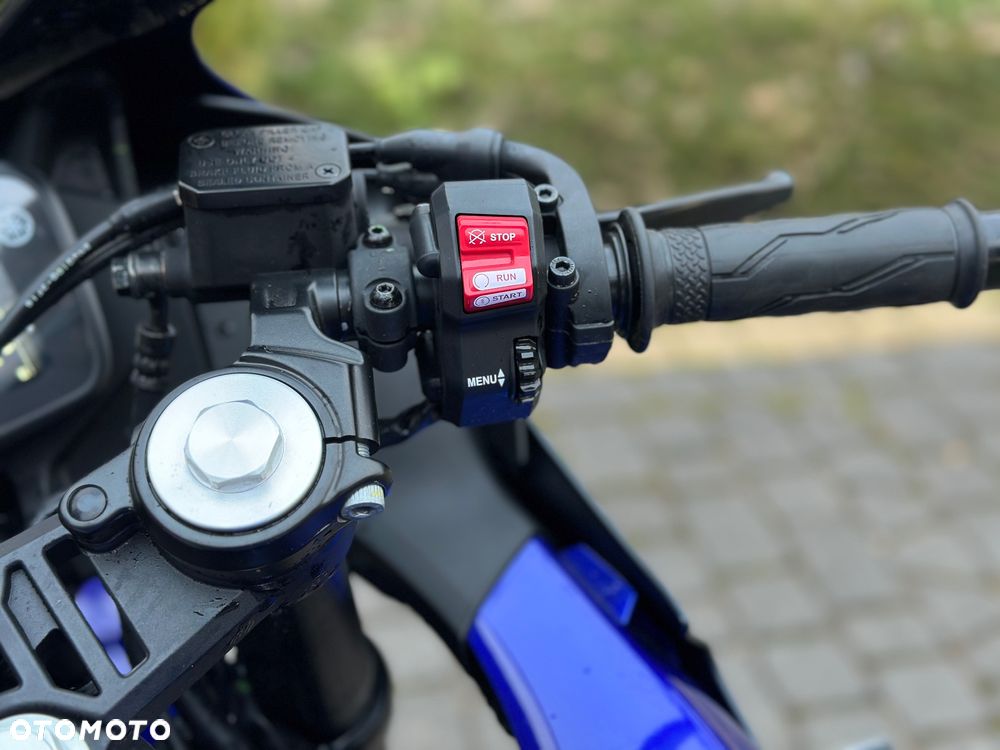 Yamaha R125 - 11