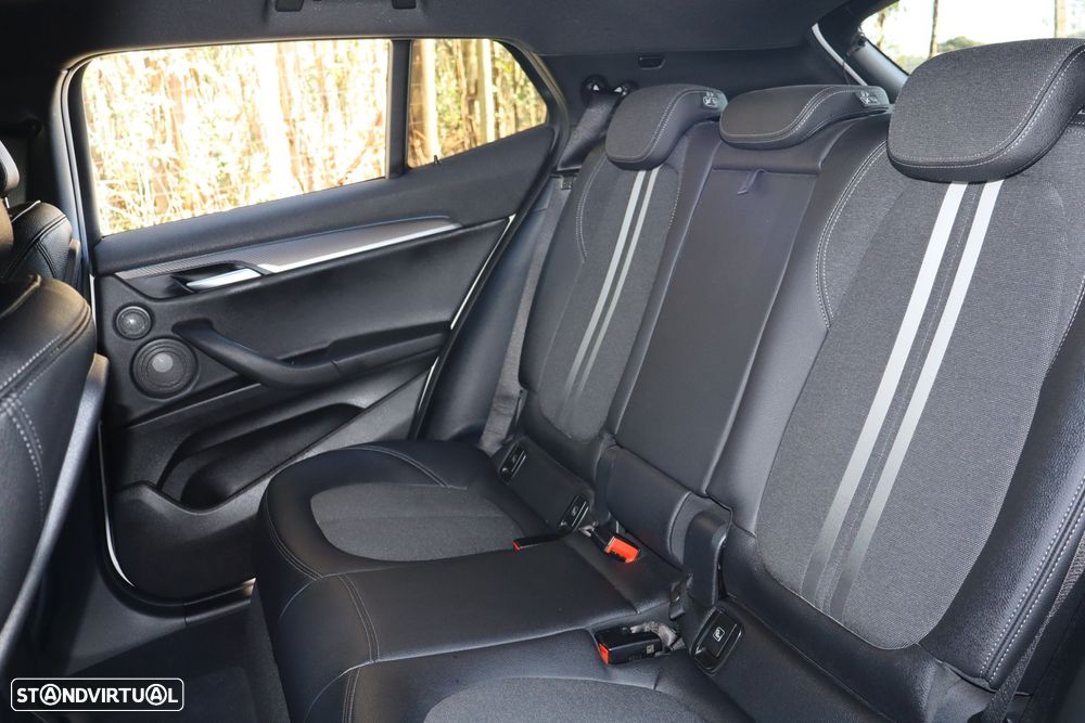 BMW X2 25 e xDrive Pack M - 8