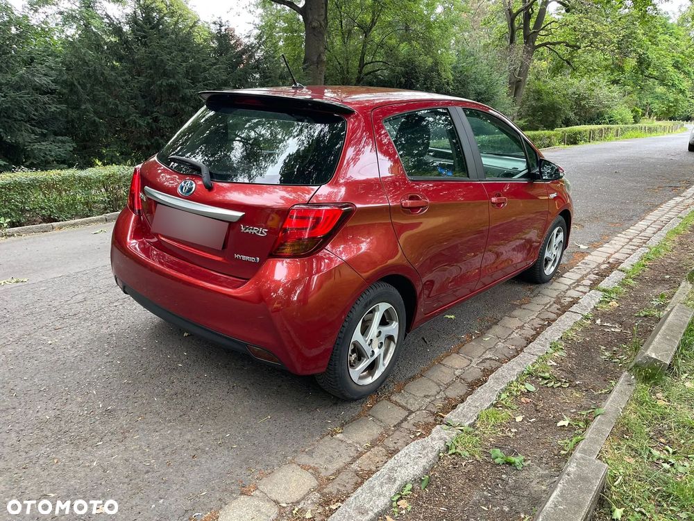 Toyota Yaris Hybrid 100 Premium EU6 - 5
