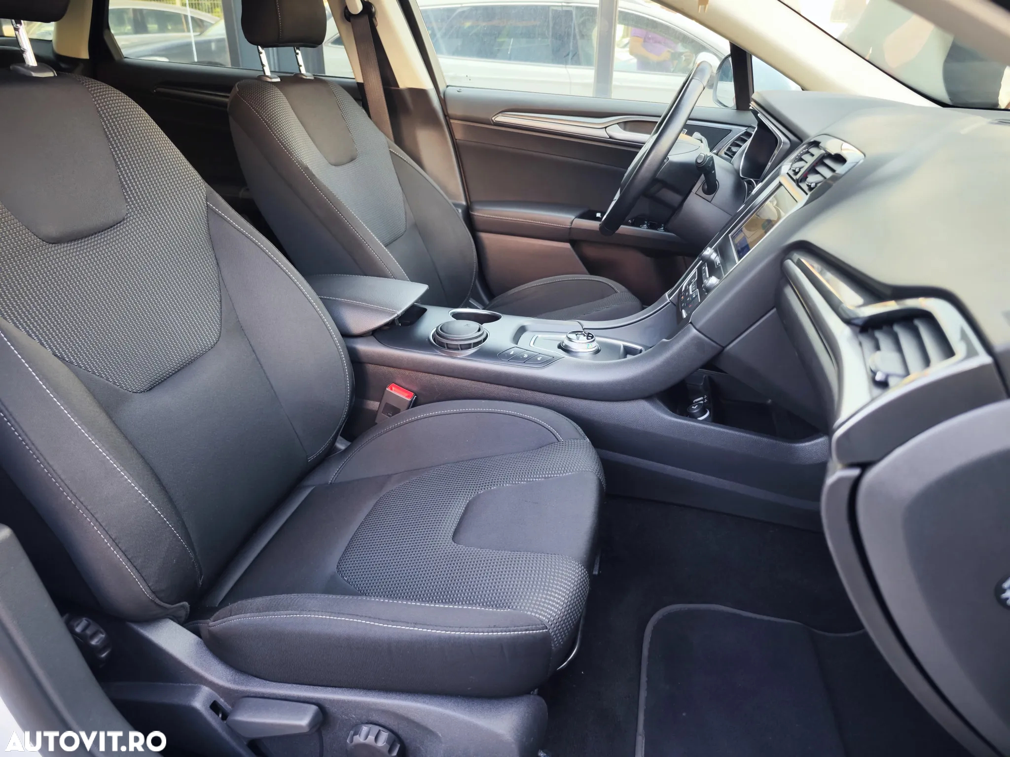 Ford Mondeo Turnier 2.0 EcoBlue Aut. Titanium - 12