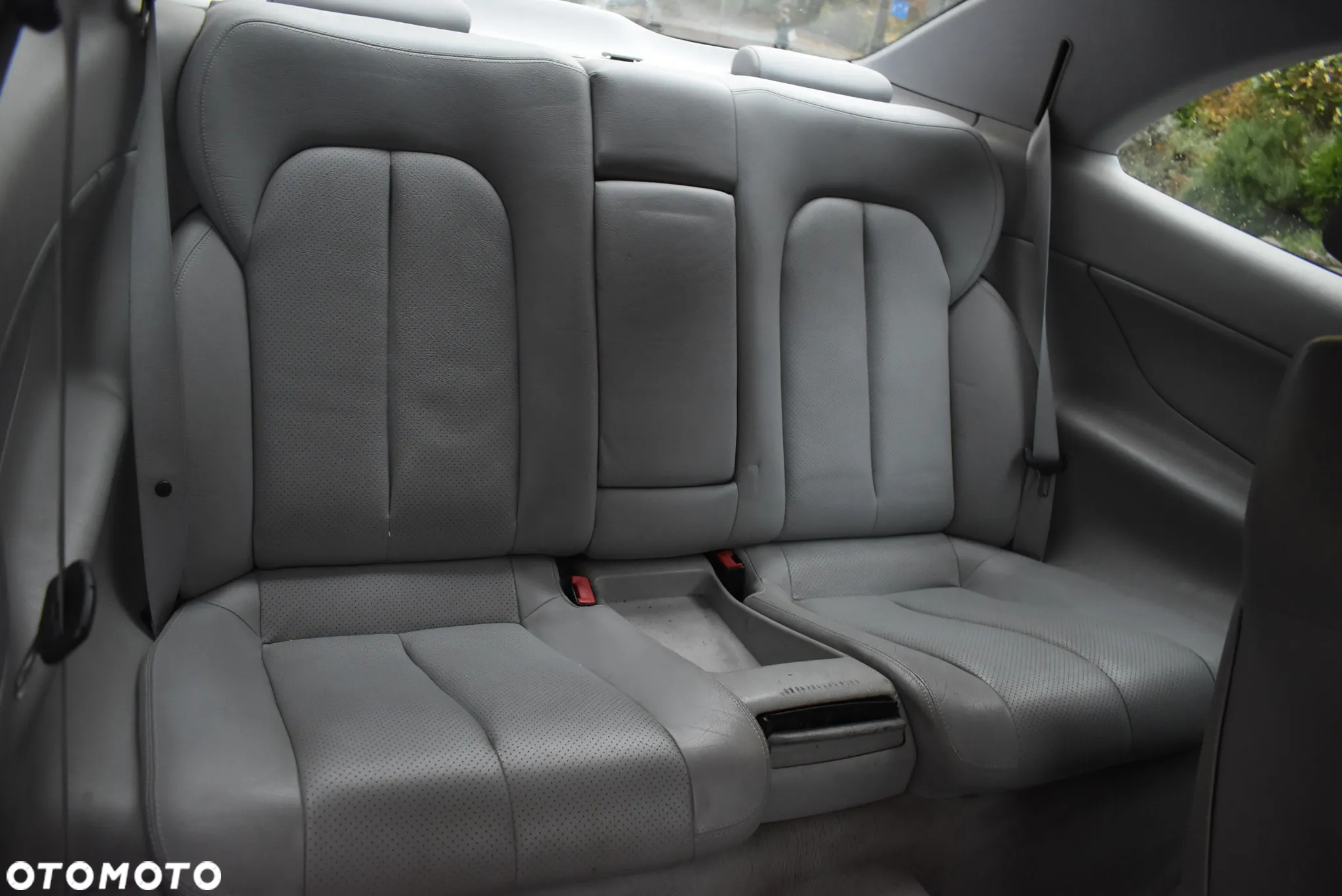 Mercedes-Benz CLK 320 - 11