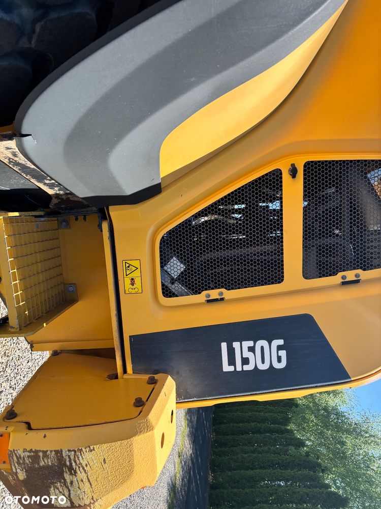 Volvo VOLVO L150G rok 2011,waga 26ton, łyżka 4,5m3 opony MICHELIN 70%, bdb - 14