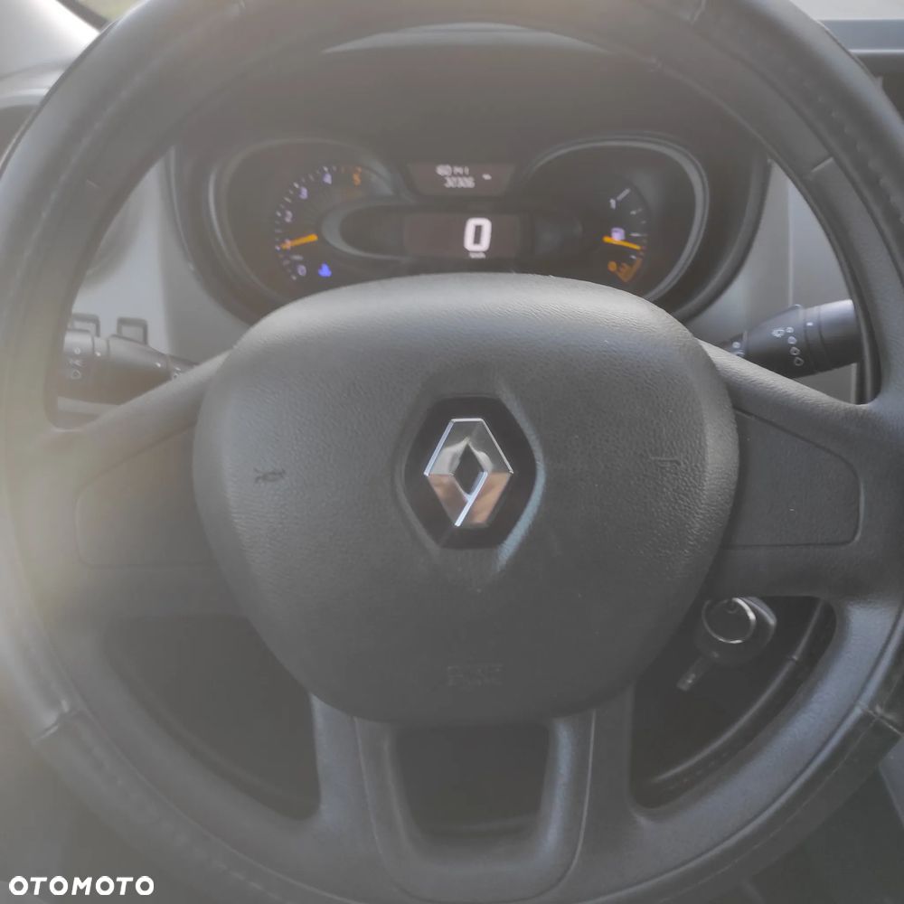 Renault Trafic - 9