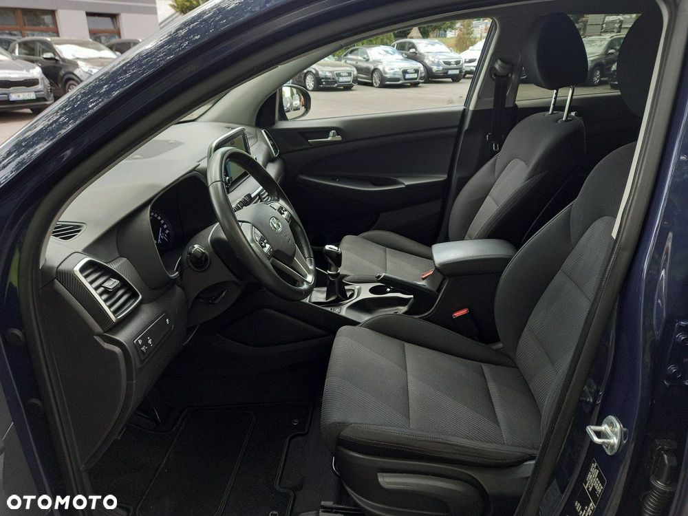 Hyundai Tucson 1.6 GDI BlueDrive Design 2WD - 28