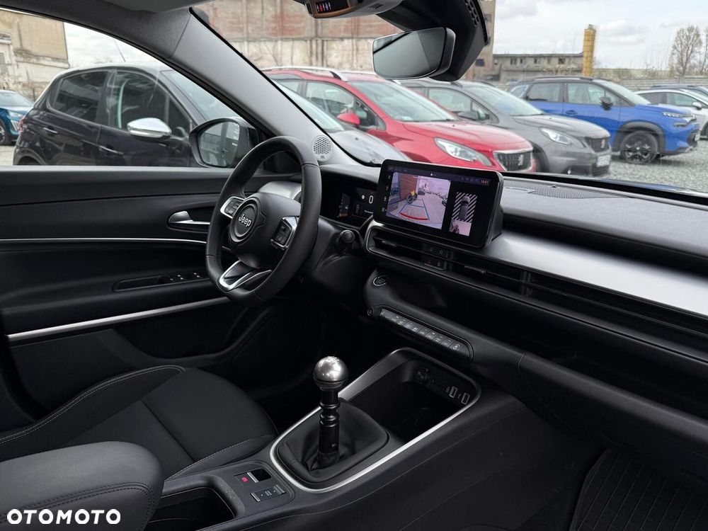 Jeep Avenger 1.2 GSE T3 Altitude FWD - 35