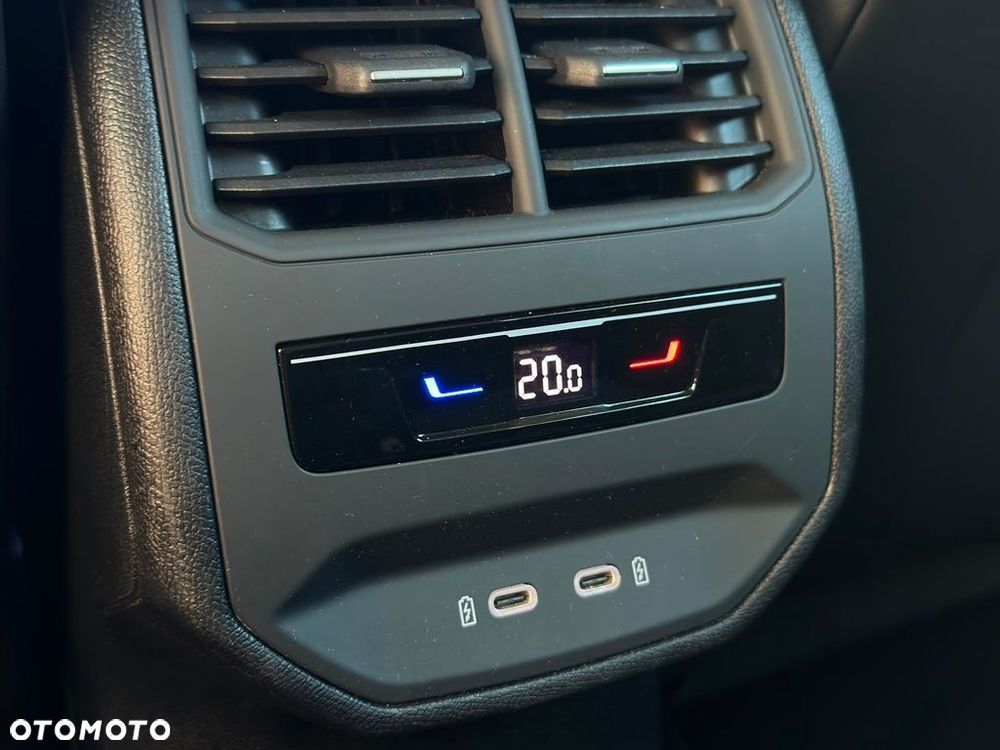 Cupra Leon 1.5 eTSI DSG - 26
