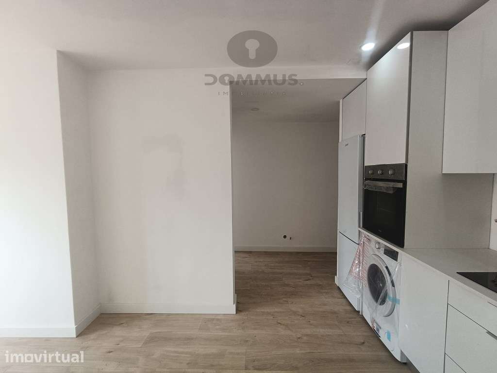 Apartamento T3 Totalmente Remodelado em Odivelas - Grande imagem: 3/22