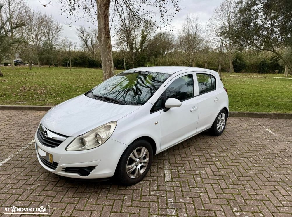 Opel Corsa 1.3 CDTI Enjoy EcoFLEX - 1