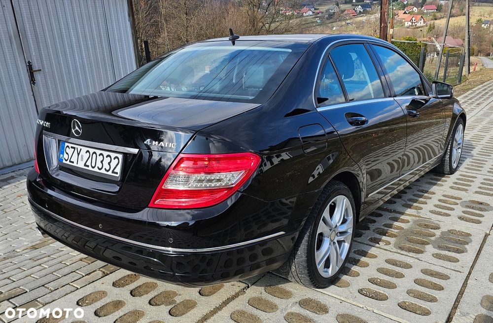 Mercedes-Benz Klasa C 250 CDI BlueEff Classic 4-Matic - 17