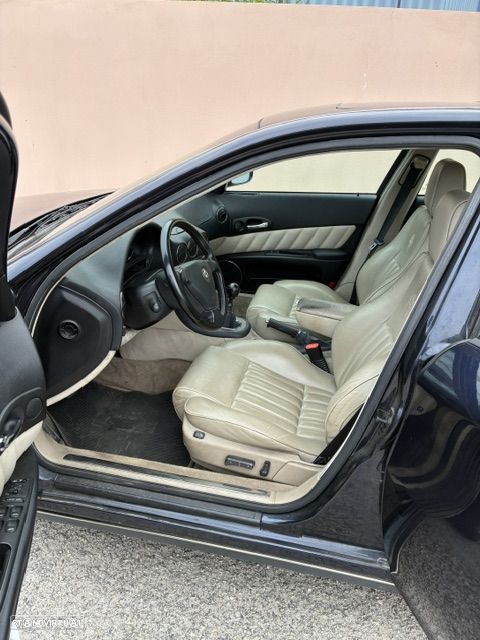 Alfa Romeo 166 2.0 TS - 5