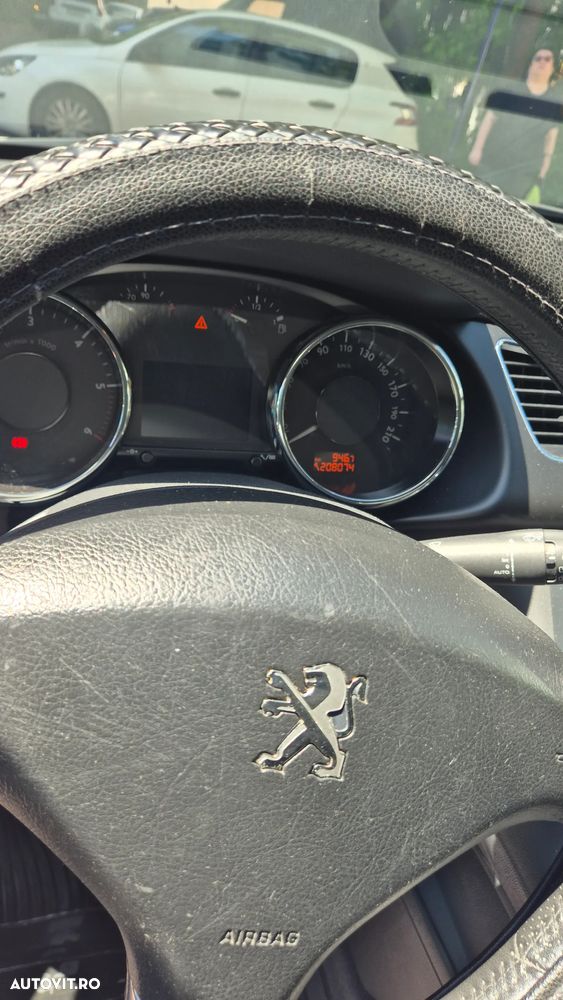 Peugeot 3008 1.6 BlueHDI FAP EAT6 STT Allure - 12