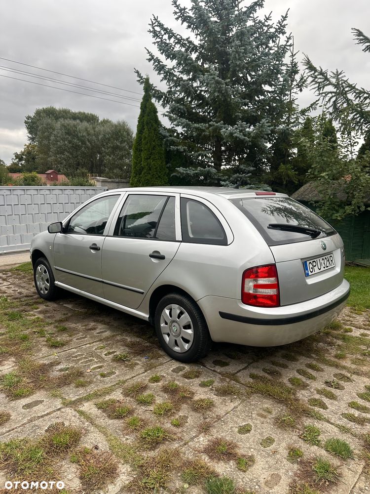 Skoda Fabia 1.4 16V Celebration - 3