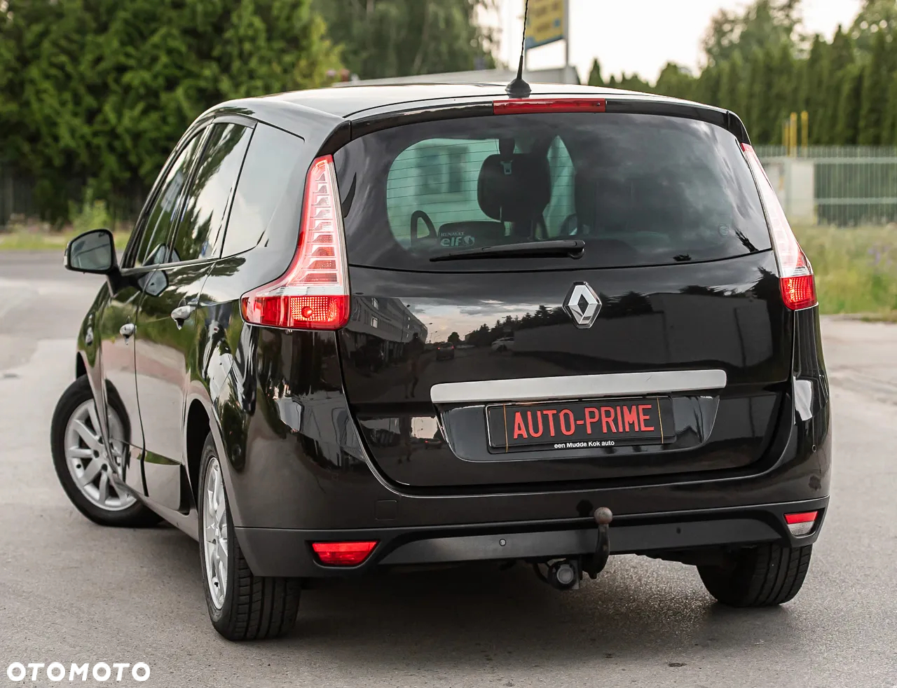 Renault Grand Scenic - 8