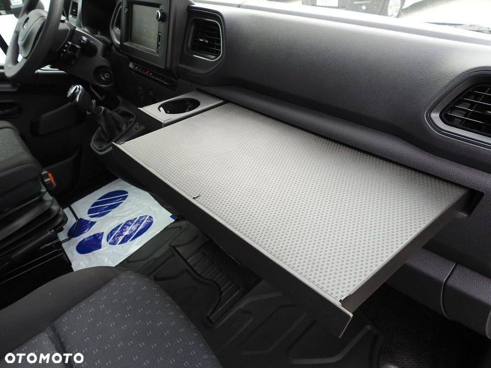 Opel MOVANO PLANDEKA WINDA 9 PALET WEBASTO KLIMATYZACJA TEMPOMAT NAWIGACJA LEDY PNEUMATYKA  165KM - 39