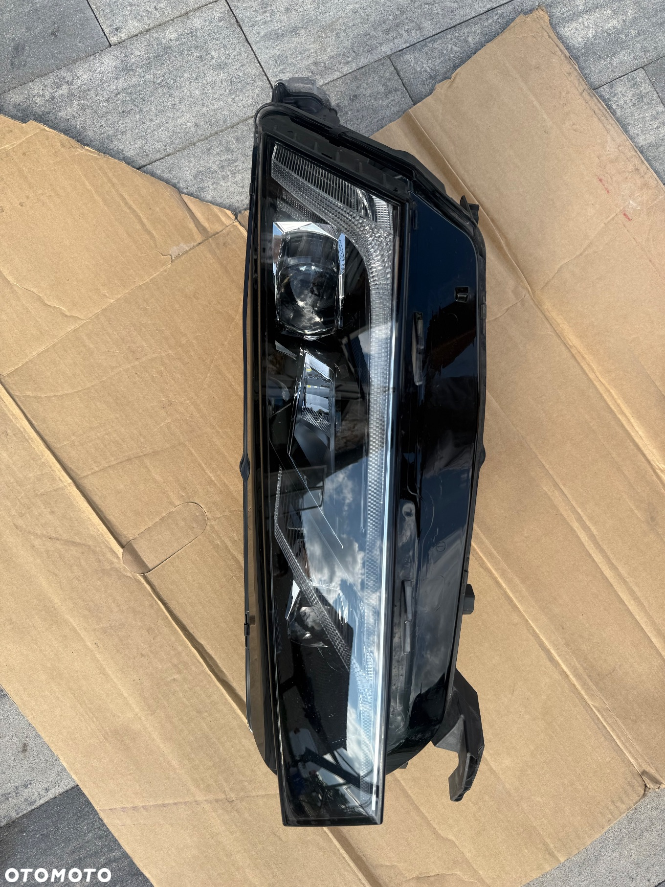 Lampa przednia lewa Skoda Octavia IV CRYSTAL - 6