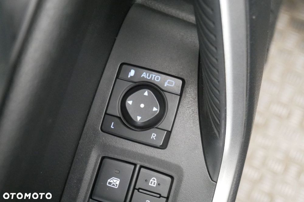 Toyota RAV4 - 31