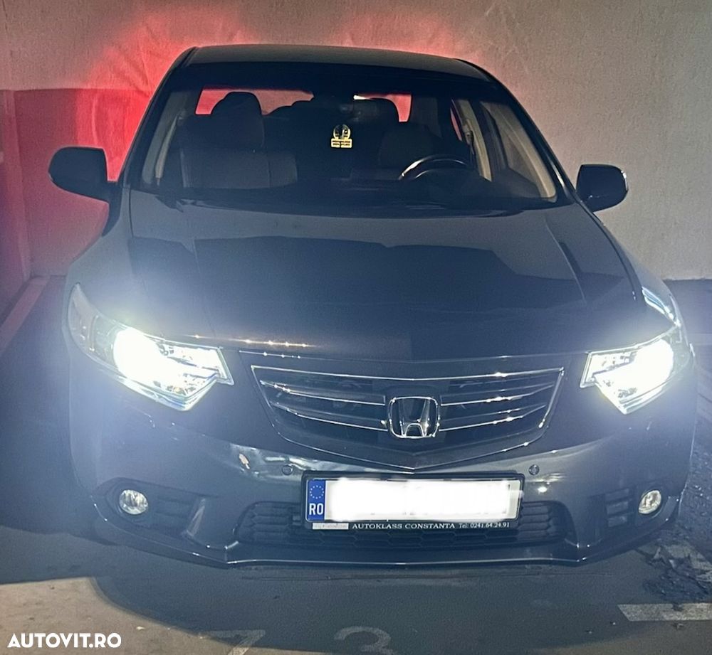 Honda Accord 2.0i MT Lifestile - 13