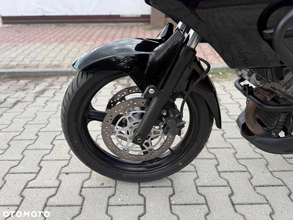 Suzuki DL - 20