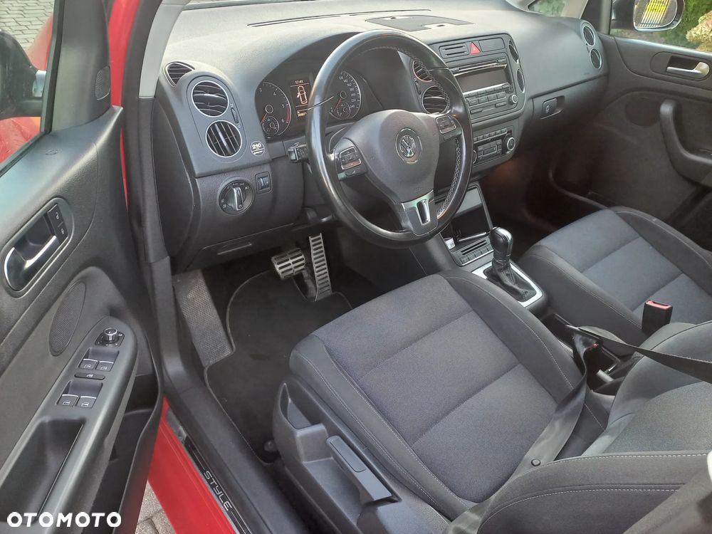 Volkswagen Golf Plus 1.6 TDI DPF BlueMotion Technology DSG Comfortline - 14